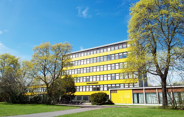 Soltorgsgymnasiet, Borlänge (exteriörbild)