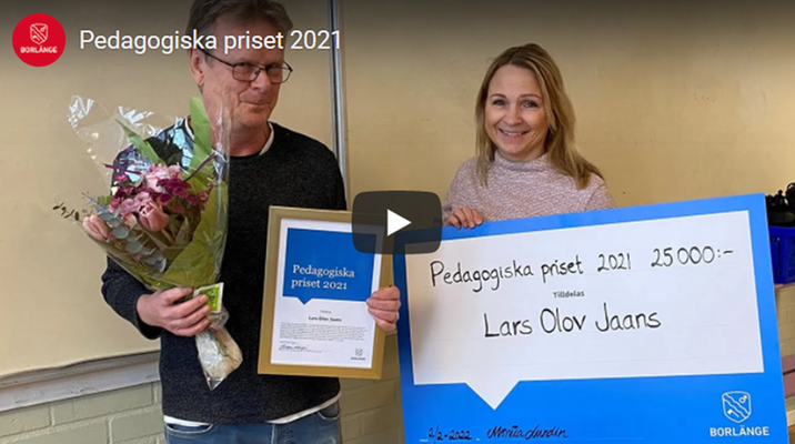 Lars Olov "LO" Jaans tar emot pedagogiska priset 2021
